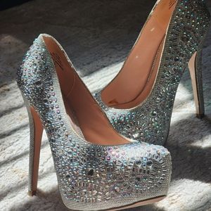 2/$20 Silver Studder Stilleto Pumps